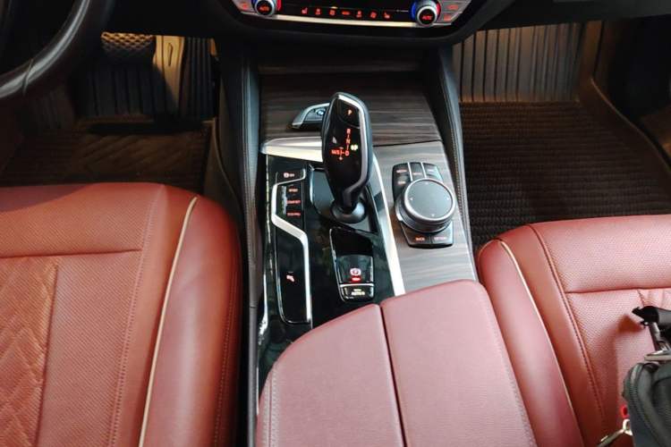Used BMW 5 Series 2021 530Li Leading Luxury Package Gear Lever