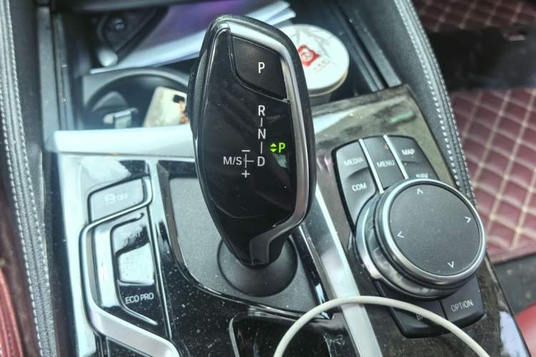 Used BMW 5 Series 2021 Updated Version 525Li Luxury Package Gear Lever