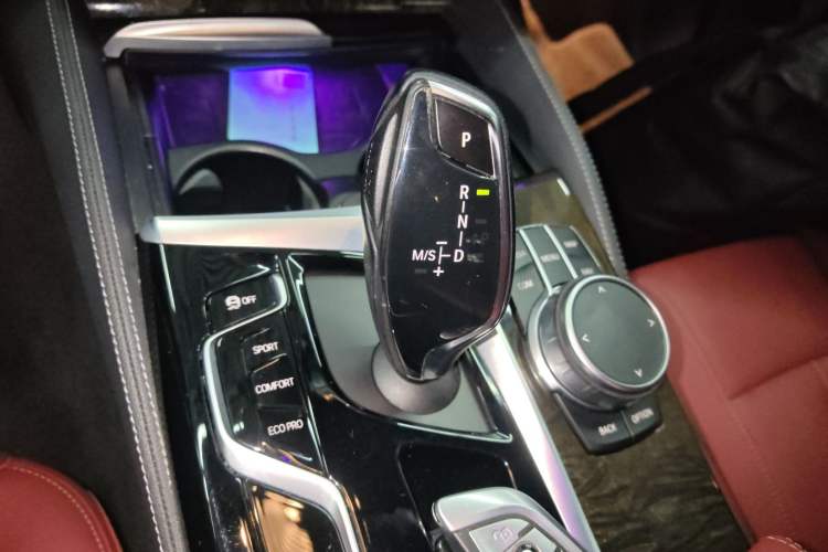 Used BMW 5 Series 2021 525Li M Sport Package Gear Lever