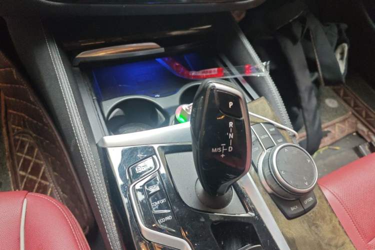 Used BMW 5 Series 2021 Facelifted 525Li M Sport Package Gear Lever
