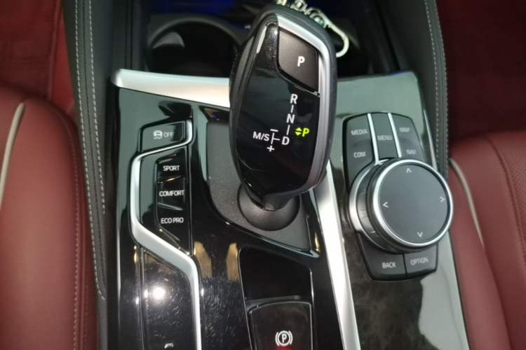 Used BMW 5 Series 2021 Facelifted 525Li M Sport Package Gear Lever