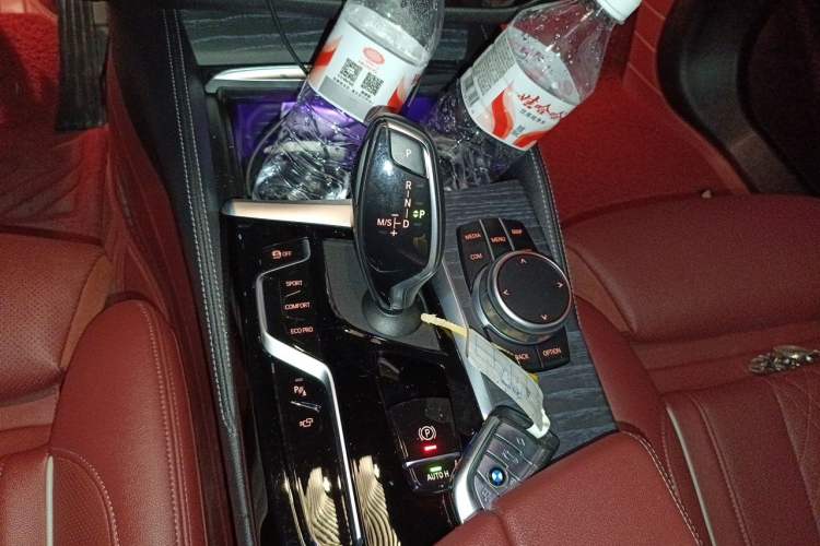 Used BMW 5 Series 2021 Restyled 530Li Luxury Edition M Sport Package Gear Lever