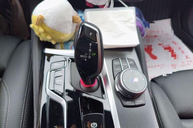 Used BMW 5 Series 2021 525i M Sport Package Gear Lever