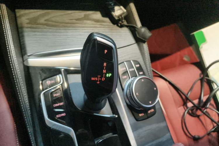 Used BMW 5 Series 2021 530Li Leading Model M Sport Package Gear Lever