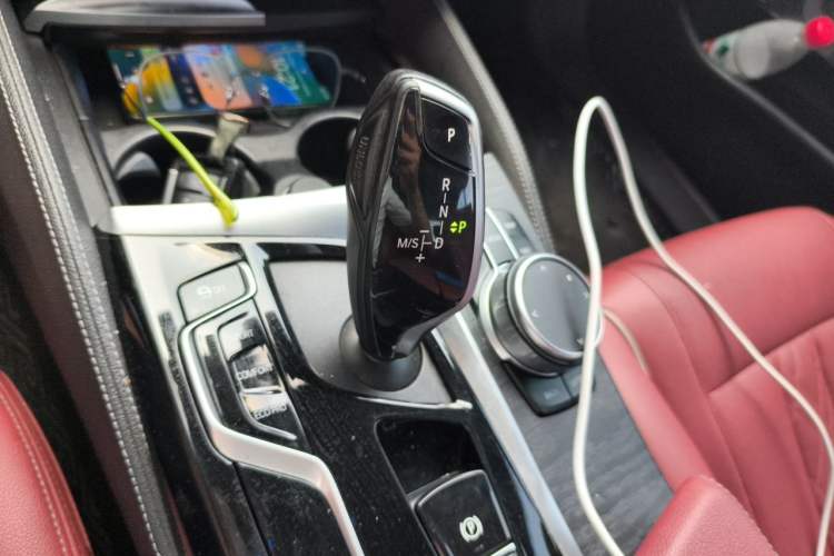 Used BMW 5 Series 2021 530Li Leading Model M Sport Package Gear Lever