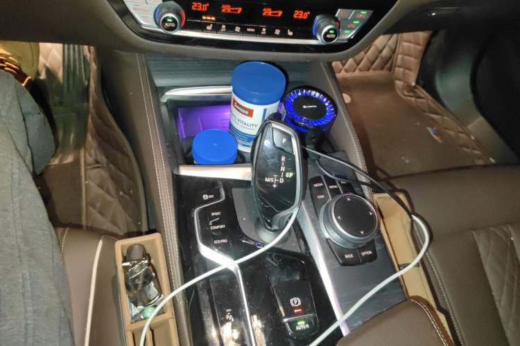 Used BMW 5 Series 2021 530Li Leading Model M Sport Package Gear Lever