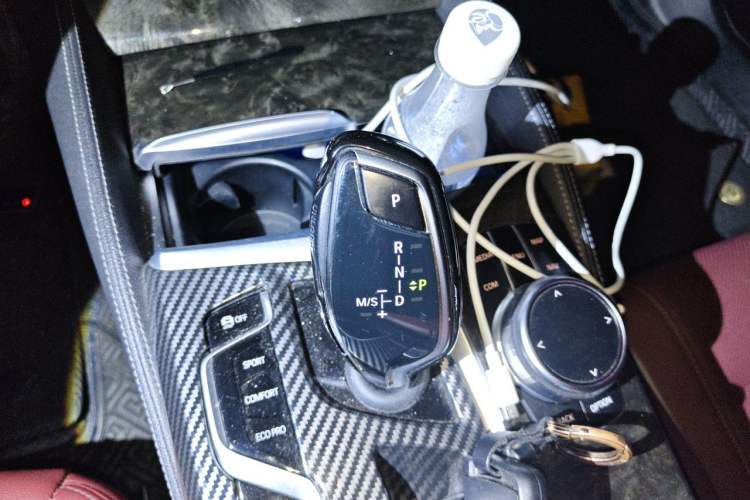 Used BMW 5 Series 2021 Facelifted 525Li M Sport Package Gear Lever