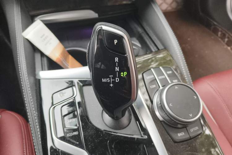 Used BMW 5 Series 2021 525Li M Sport Package Gear Lever