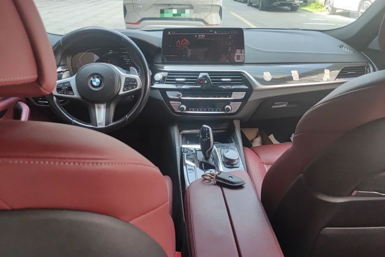Used BMW 5 Series 2021 530Li Luxury Edition M Sport Package Headliner