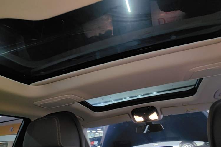 Used BMW 5 Series 2021 Updated 530Li Luxury Package Premium Edition Headliner