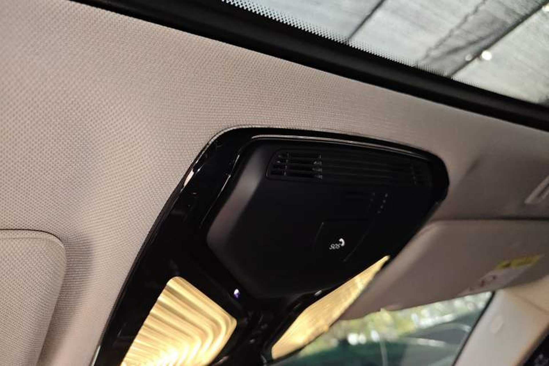 Used BMW 5 Series 2021 525Li Luxury Package Headliner