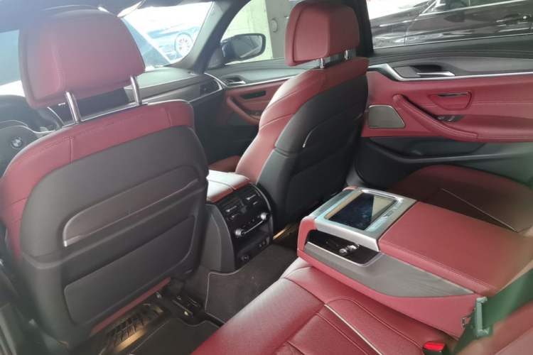Used BMW 5 Series 2021 530Li Luxury Edition M Sport Package Headliner