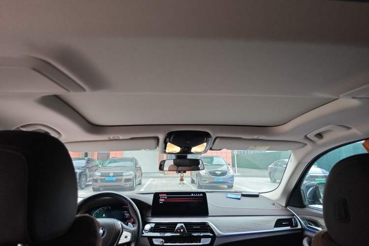 Used BMW 5 Series 2021 Restyled 530Li Leading Edition Luxury Package Headliner