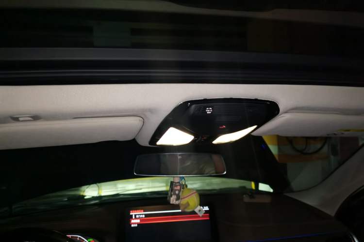 Used BMW 5 Series 2021 530Li Luxury Edition Premium Package Headliner