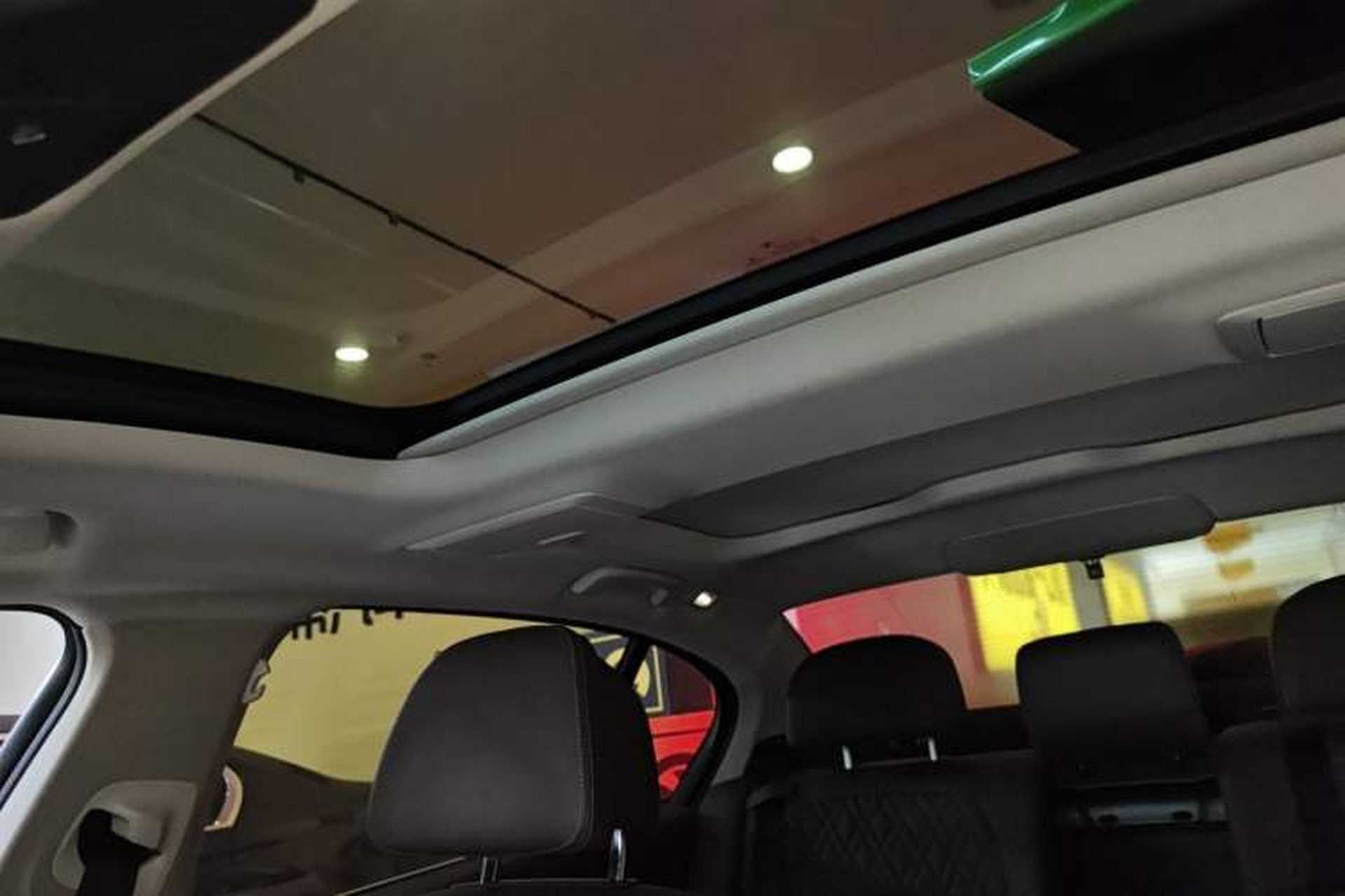 Used BMW 5 Series 2021 530Li Luxury Edition Premium Package Headliner