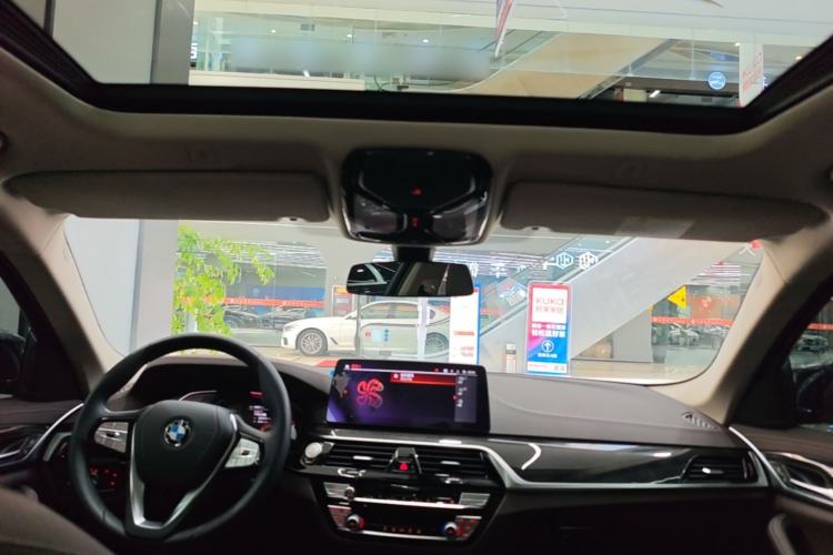 Used BMW 5 Series 2021 525Li Luxury Package Headliner