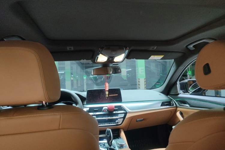 Used BMW 5 Series 2021 530i M Sport Package Headliner