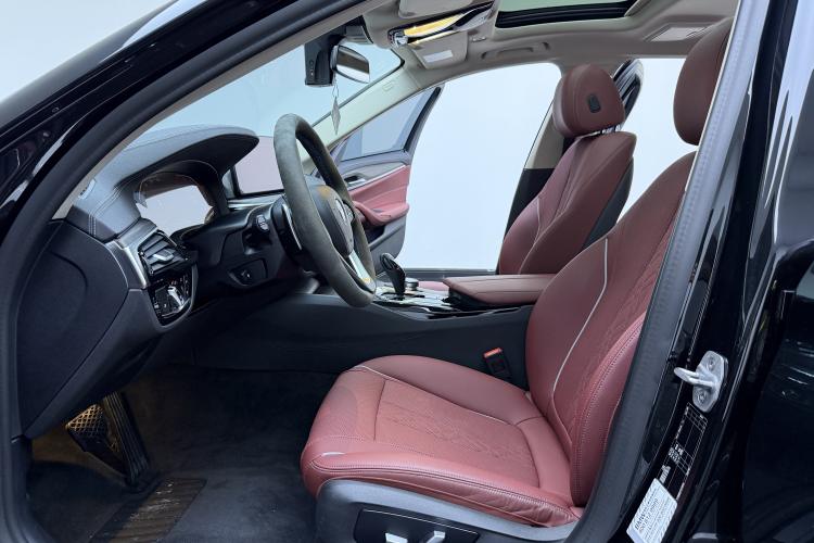 Used BMW 5 Series 2021 530Li Leading Luxury Package Interior 1