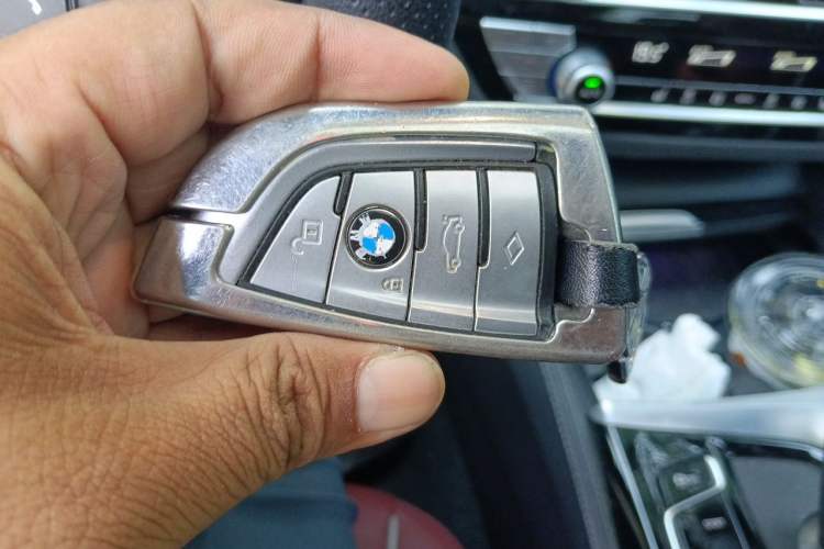 Used BMW 5 Series 2021 530Li Leading Model M Sport Package Interior 1