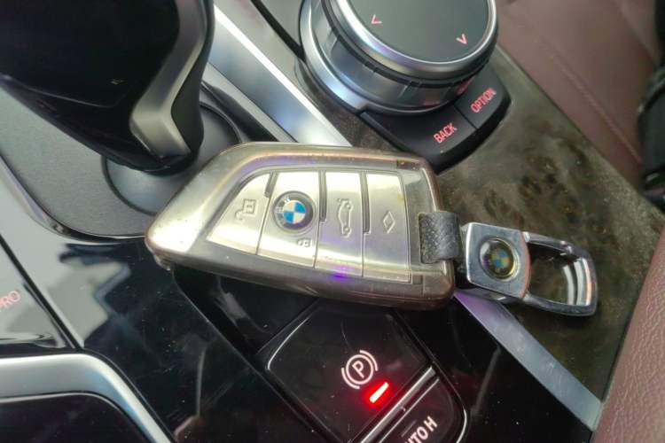 Used BMW 5 Series 2021 530Li Leading Model M Sport Package Interior 1