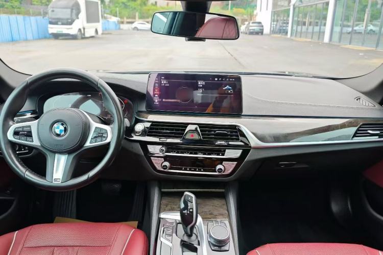 Used BMW 5 Series 2021 525Li M Sport Package Interior 1