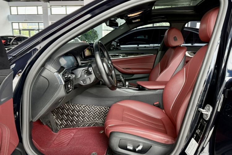 Used BMW 5 Series 2021 525Li M Sport Package Interior 10