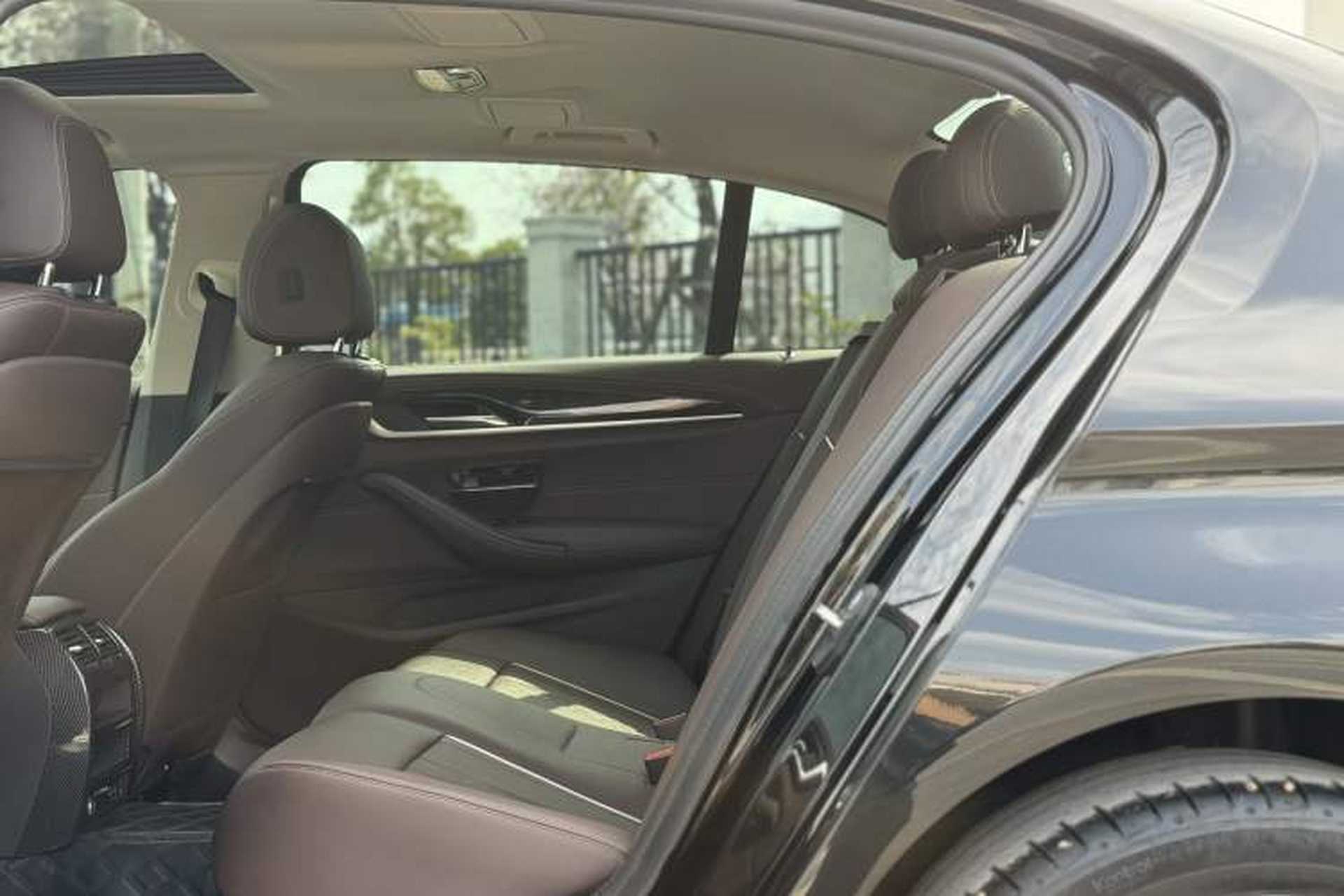 Used BMW 5 Series 2021 525Li Luxury Package Interior 2