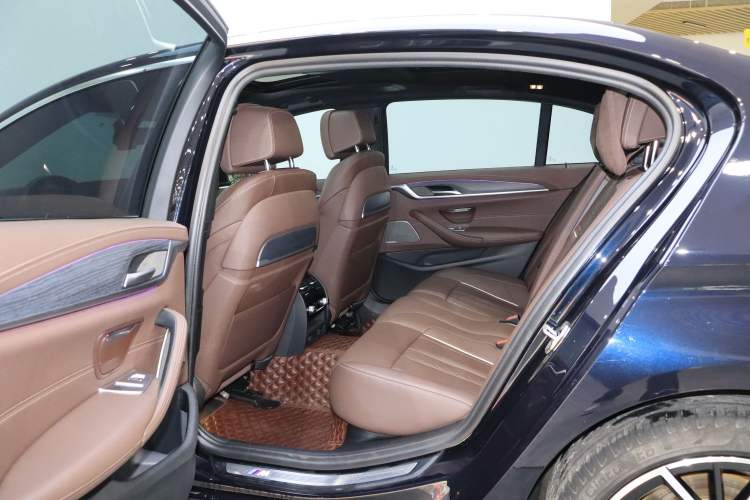 Used BMW 5 Series 2021 530Li Luxury Edition M Sport Package Interior 2