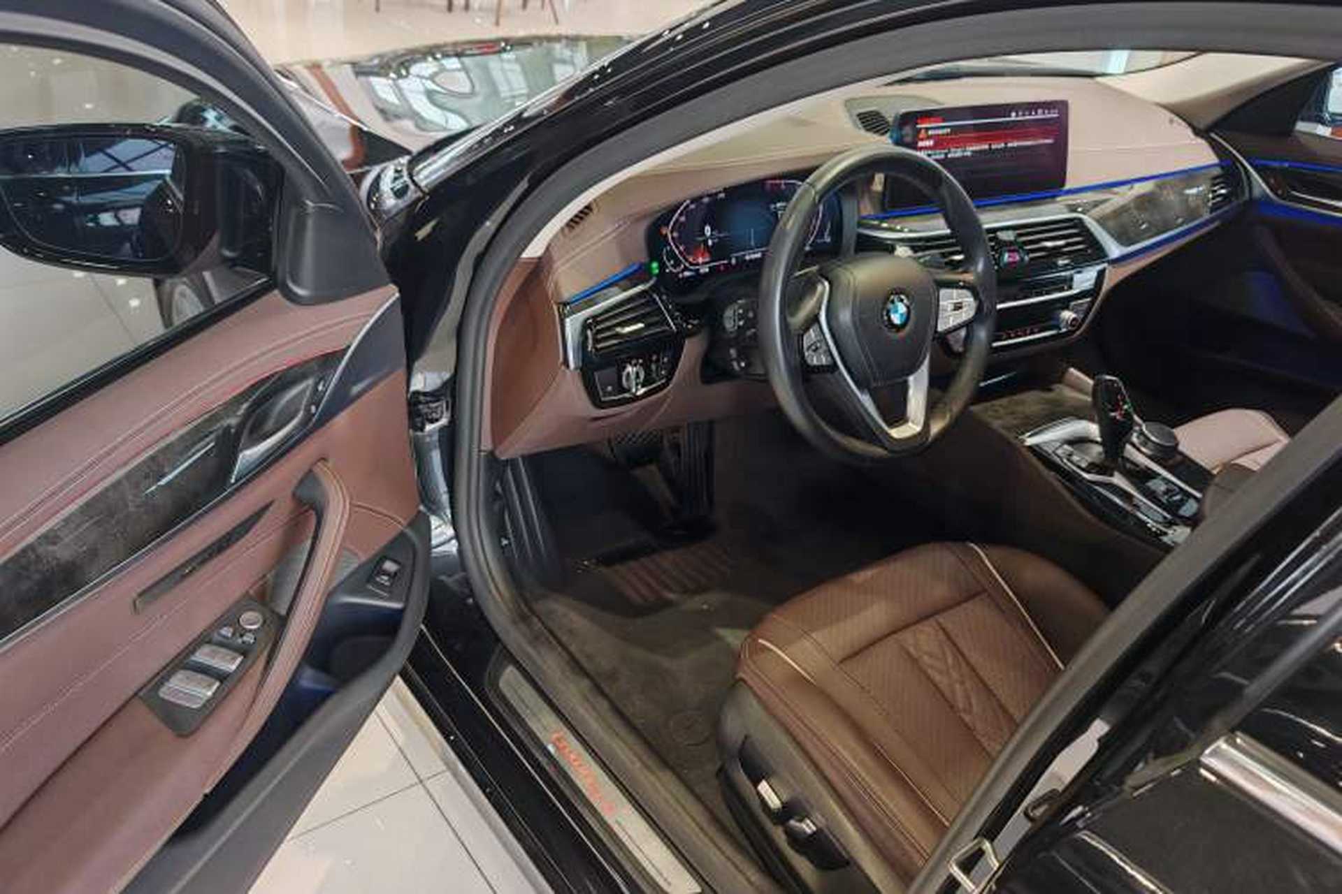Used BMW 5 Series 2021 525Li Luxury Package Interior 2