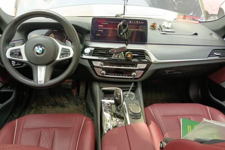Used BMW 5 Series 2021 530Li Leading Model M Sport Package Interior 2