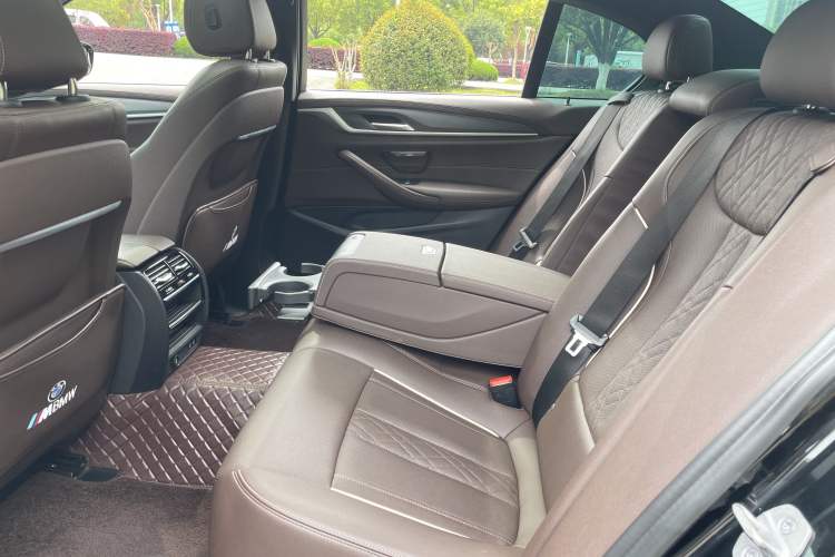 Used BMW 5 Series 2021 Facelifted 530Li Leading Edition M Sport Package Interior 2