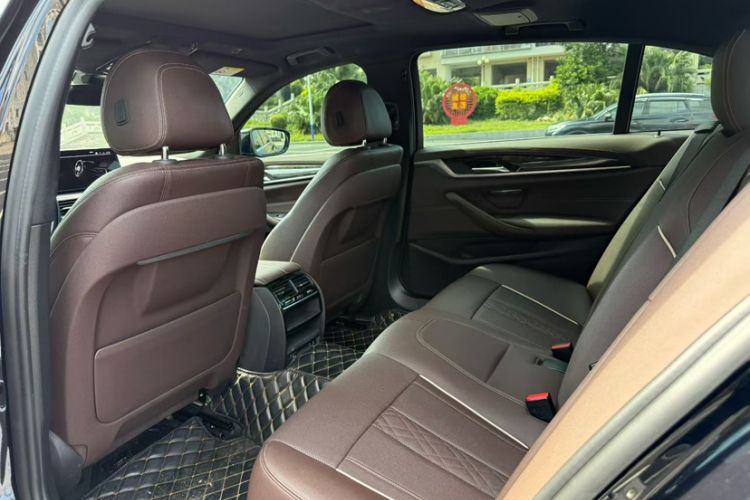 Used BMW 5 Series 2021 Facelifted 525Li M Sport Package Interior 2