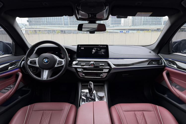 Used BMW 5 Series 2021 525Li M Sport Package Interior 2