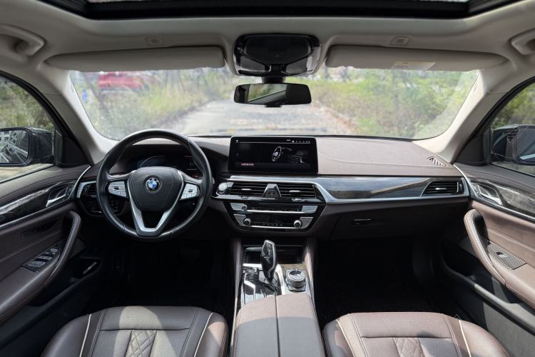 Used BMW 5 Series 2021 525Li Luxury Package Interior 3