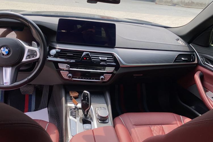 Used BMW 5 Series 2021 530Li xDrive M Sport Package Interior 3