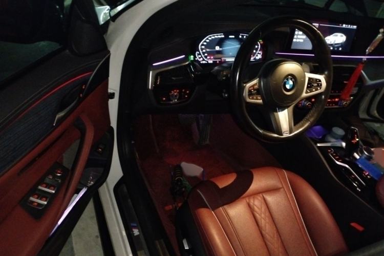 Used BMW 5 Series 2021 Facelifted 530Li Leading Edition M Sport Package Interior 3