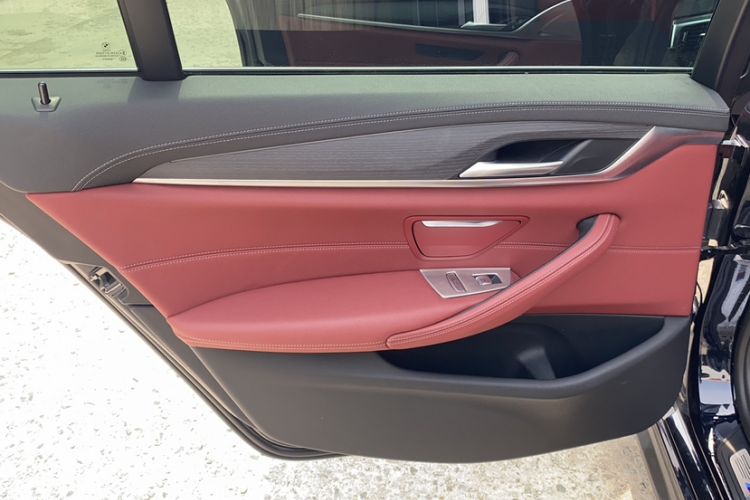 Used BMW 5 Series 2021 530Li xDrive M Sport Package Interior 4