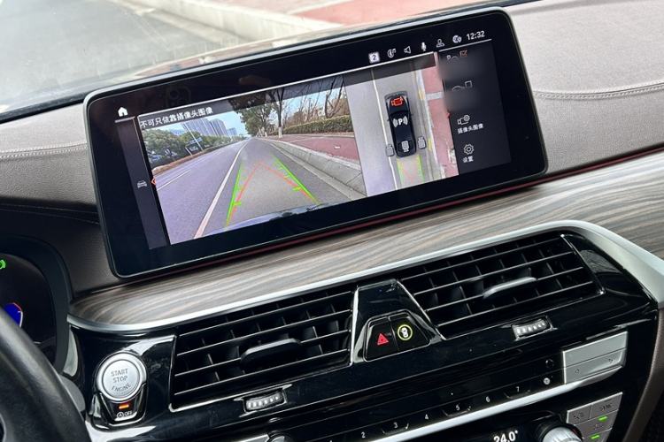 Used BMW 5 Series 2021 530Li Luxury Edition Premium Package Interior 4