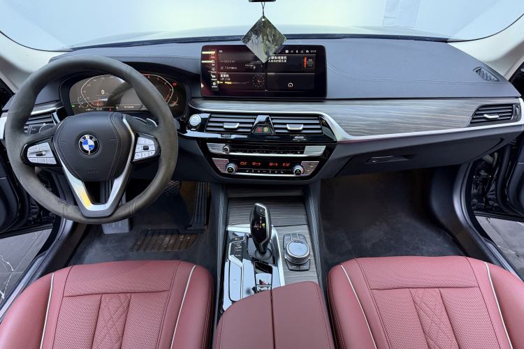 Used BMW 5 Series 2021 530Li Leading Luxury Package Interior 5