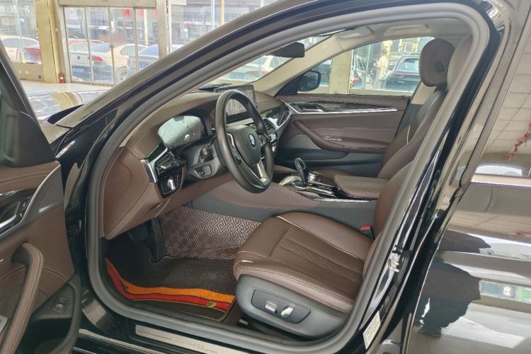 Used BMW 5 Series 2021 525Li Luxury Package Interior 5