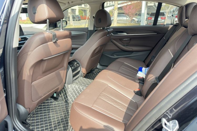 Used BMW 5 Series 2021 530Li Leading Luxury Package Interior 5