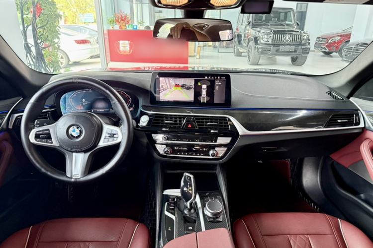 Used BMW 5 Series 2021 525Li M Sport Package Interior 5