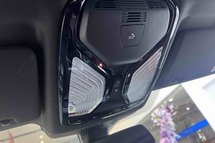 Used BMW 5 Series 2021 530Li Leading Model M Sport Package Interior 6