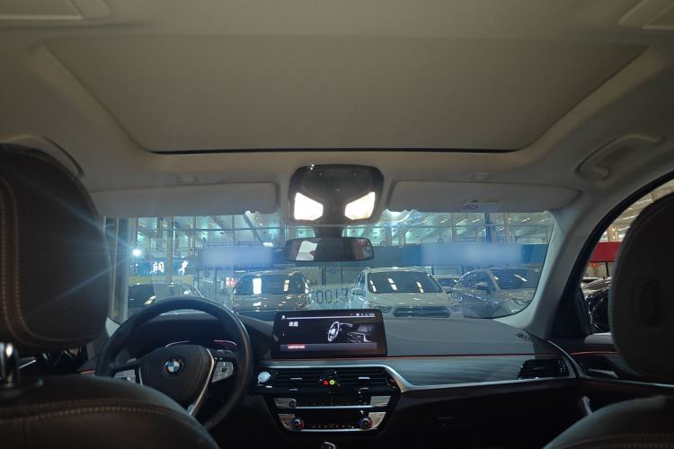 Used BMW 5 Series 2021 Restyled 530Li Leading Edition Luxury Package Interior 7