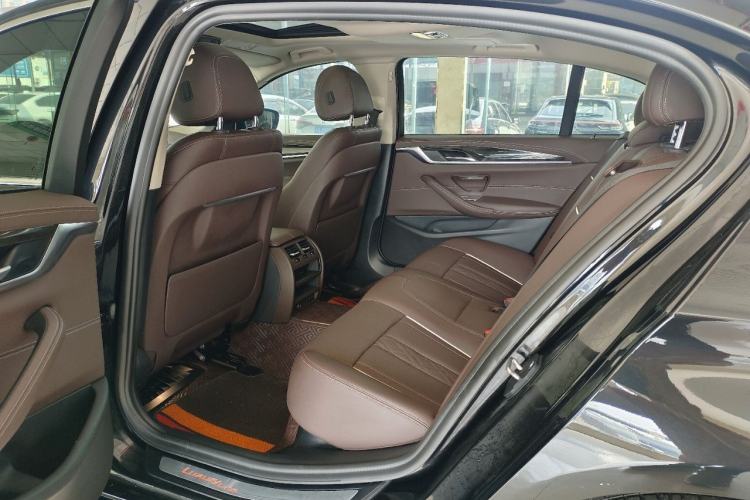 Used BMW 5 Series 2021 525Li Luxury Package Interior 7