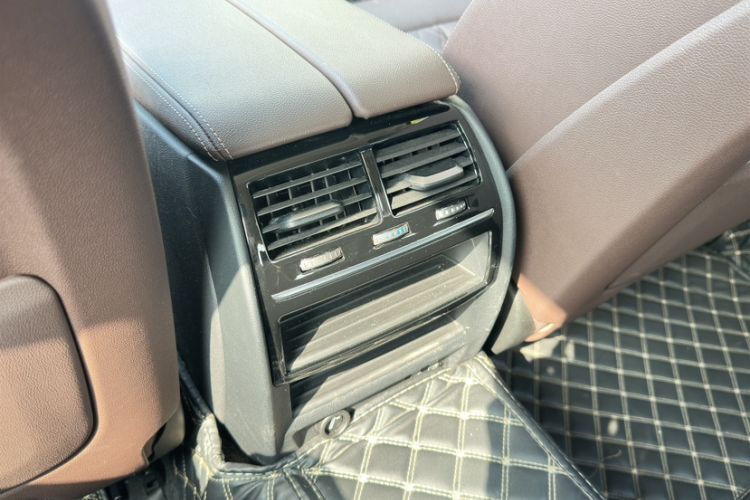 Used BMW 5 Series 2021 530Li Leading Luxury Package Interior 7