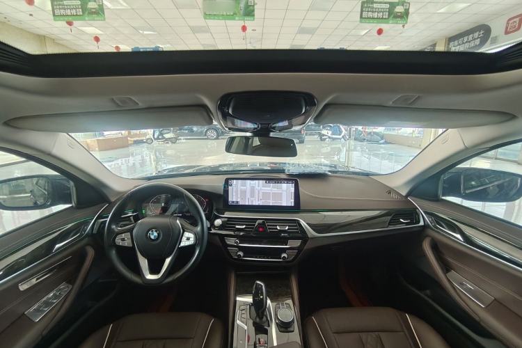 Used BMW 5 Series 2021 525Li Luxury Package Interior 9