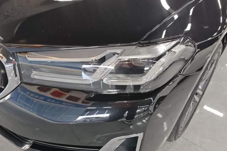 Used BMW 5 Series 2021 530Li xDrive Luxury Package Left Front Headlight