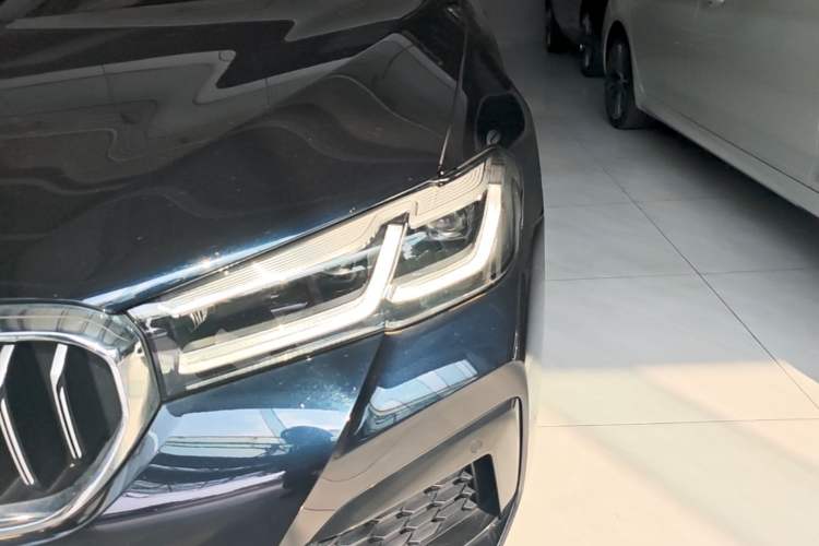 Used BMW 5 Series 2021 530Li Leading Model M Sport Package Left Front Headlight