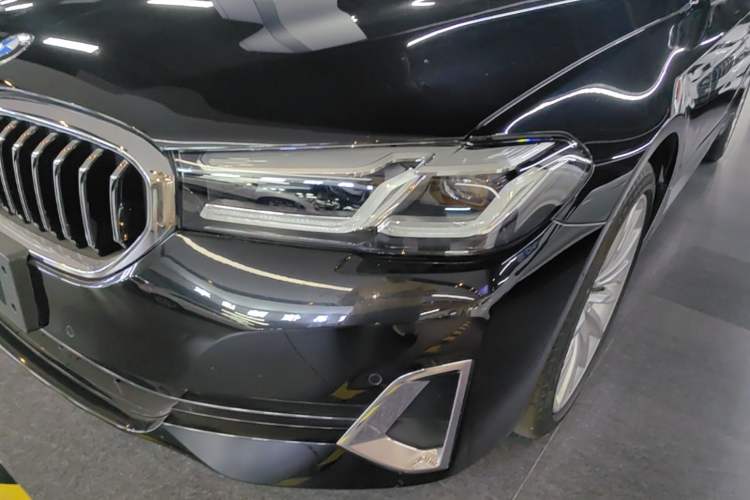 Used BMW 5 Series 2021 Updated 530Li Luxury Package Premium Edition Left Front Headlight
